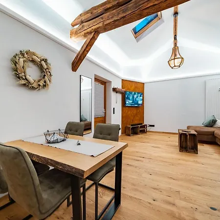 Janks I 11a-remise I Alte Schmiede -tinyhouse Casa de Férias Witzenhausen